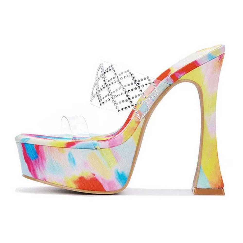 Colorful Women's Platform Heels cape Robbin new in box size 7